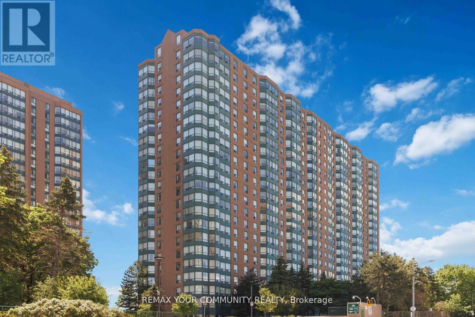1109 - 135 HILLCREST AVENUE, Mississauga, Ontario