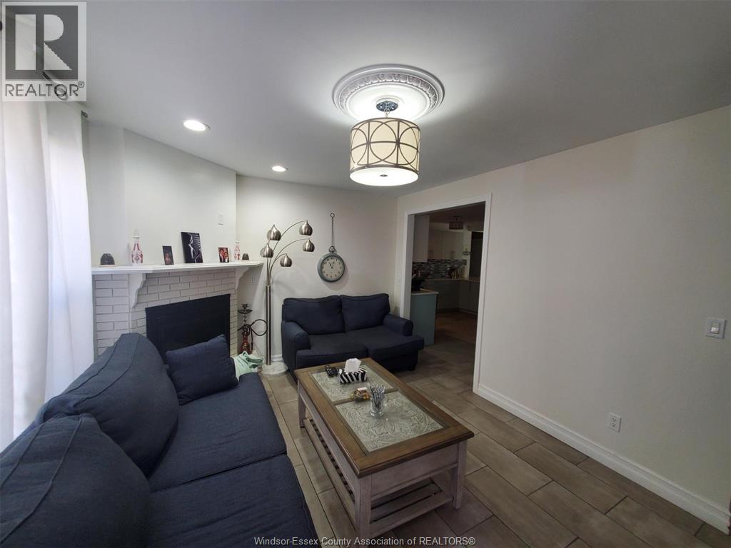 9500 Ridge Road, Windsor, Ontario  N8R 1G4 - Photo 2 - 26018675