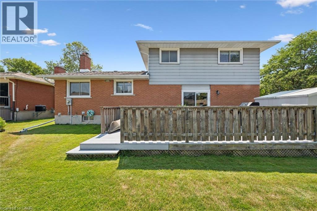 18 Strathcona Crescent, Kitchener, Ontario  N2B 2W6 - Photo 36 - 40847427
