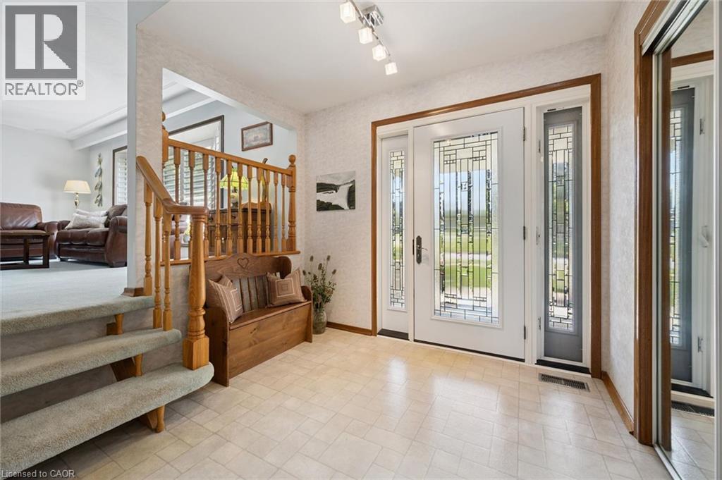 18 Strathcona Crescent, Kitchener, Ontario  N2B 2W6 - Photo 5 - 40847427