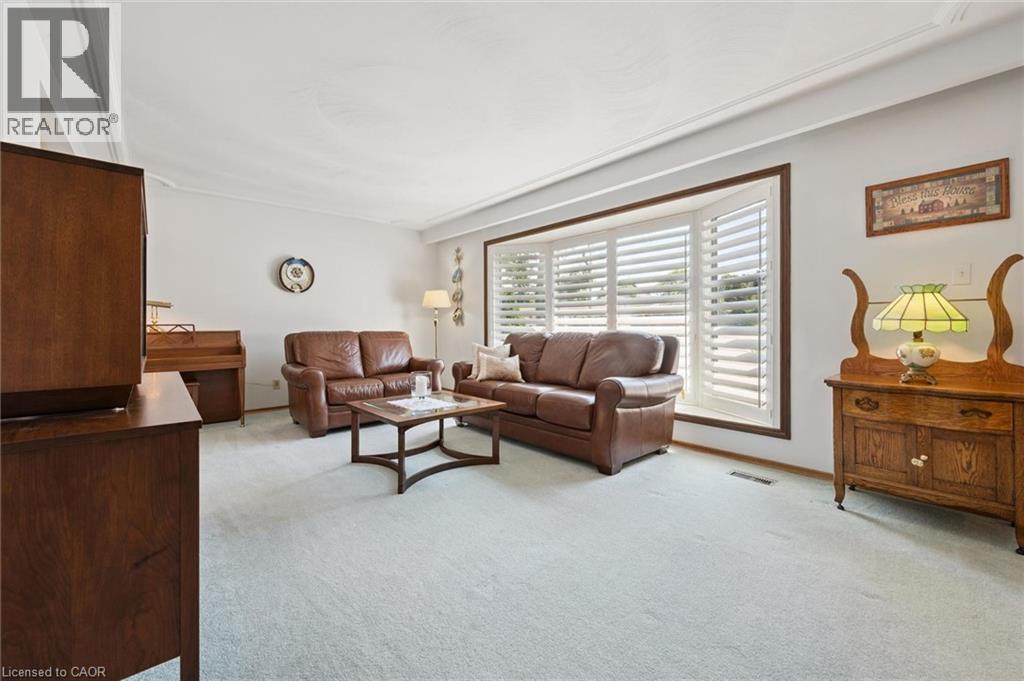 18 Strathcona Crescent, Kitchener, Ontario  N2B 2W6 - Photo 6 - 40847427