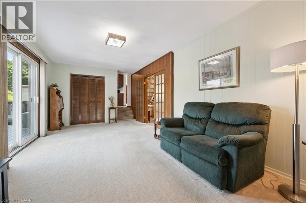18 Strathcona Crescent, Kitchener, Ontario  N2B 2W6 - Photo 15 - 40847427