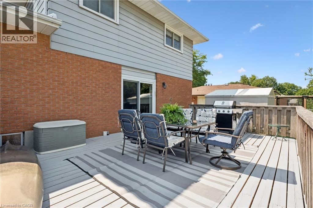 18 Strathcona Crescent, Kitchener, Ontario  N2B 2W6 - Photo 31 - 40847427