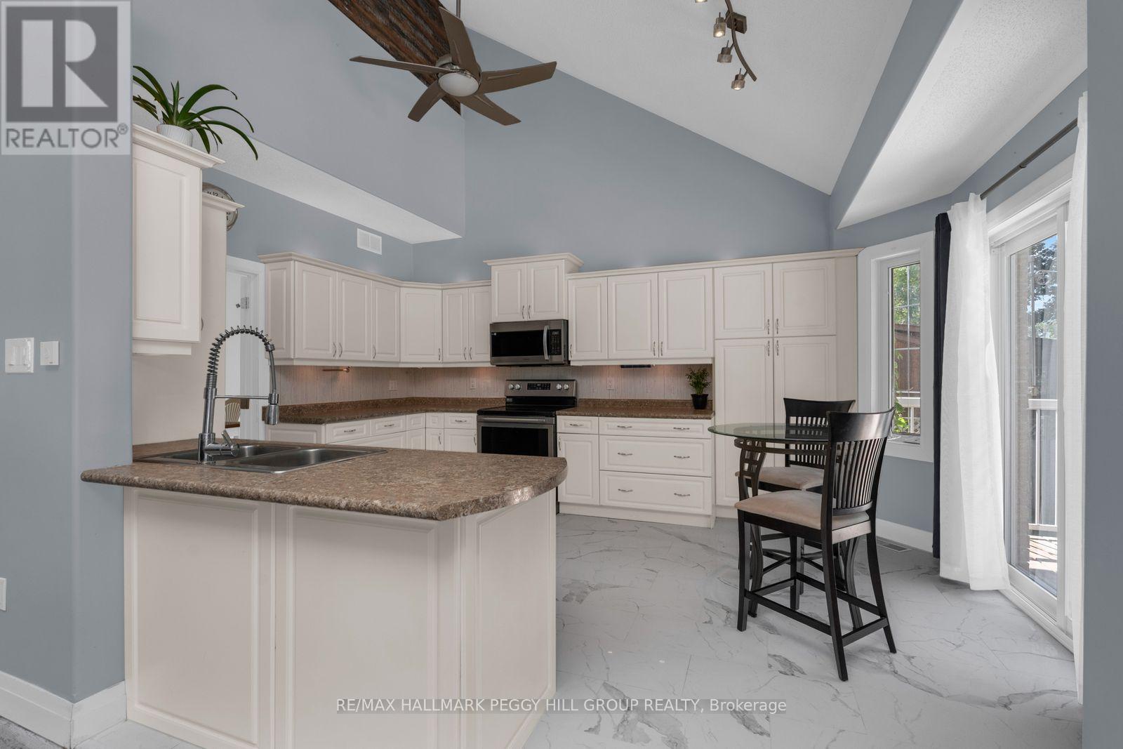 155 Forest Glen Drive, Gravenhurst, Ontario  P1P 1A1 - Photo 3 - X13638378