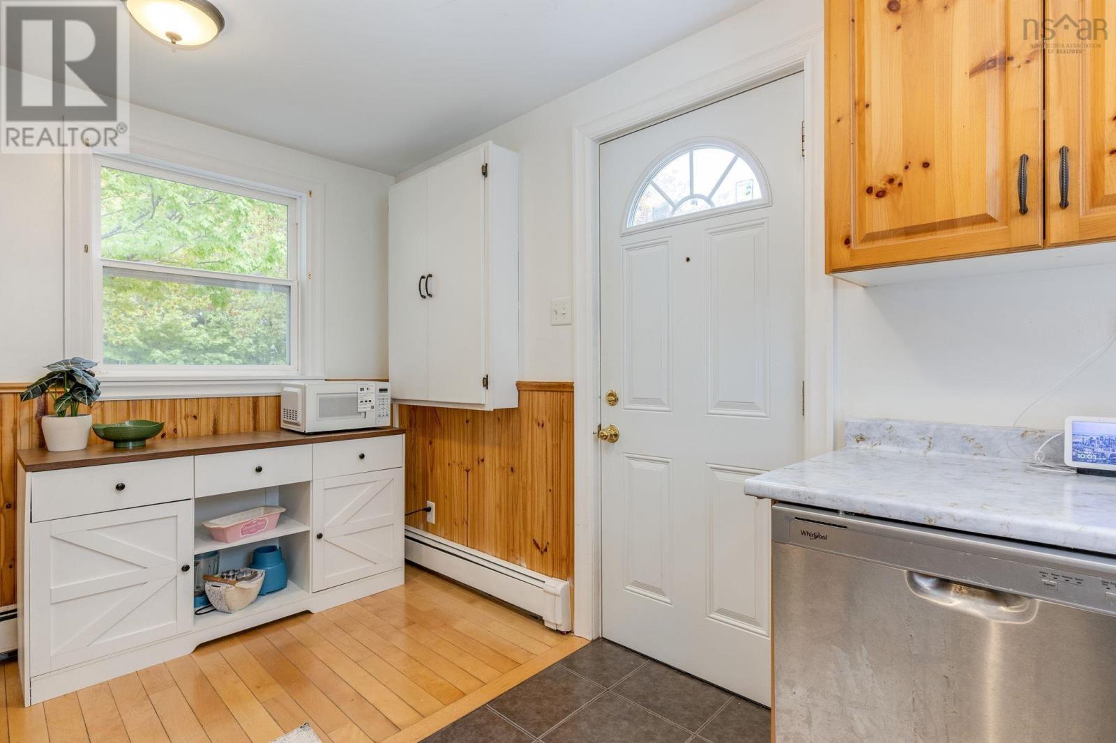 103 Rufus Avenue, Halifax, Nova Scotia  B3N 2L8 - Photo 6 - 202612328