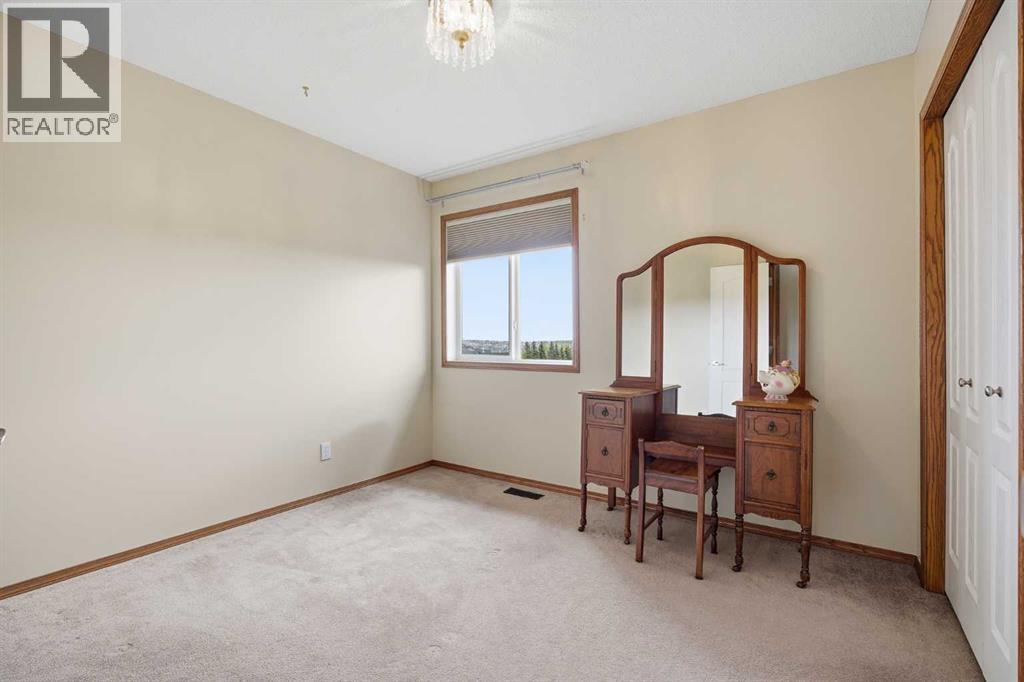 276 Kincora Heights NW, Calgary, Alberta  T3R 1N6 - Photo 32 - A2331490