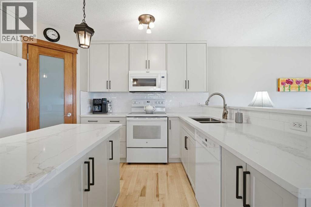 276 Kincora Heights NW, Calgary, Alberta  T3R 1N6 - Photo 10 - A2331490