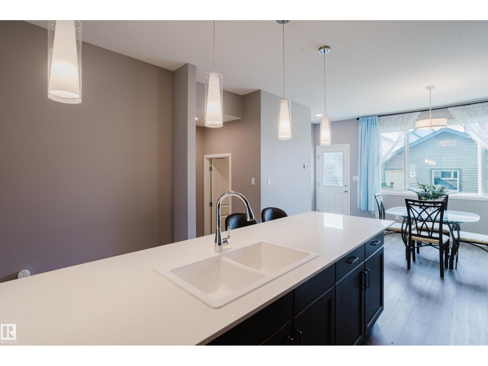 4331 Cooke Ln SW, Edmonton, Alberta  T6W 4M7 - Photo 10 - E4502128