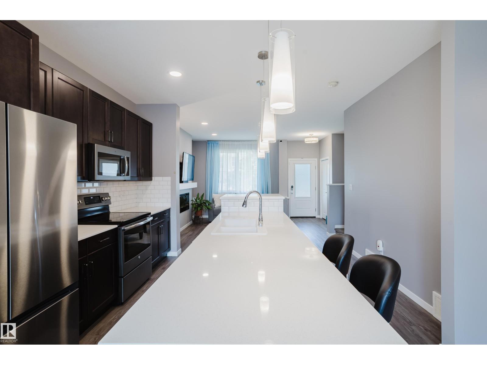 4331 Cooke Ln SW, Edmonton, Alberta  T6W 4M7 - Photo 7 - E4502128