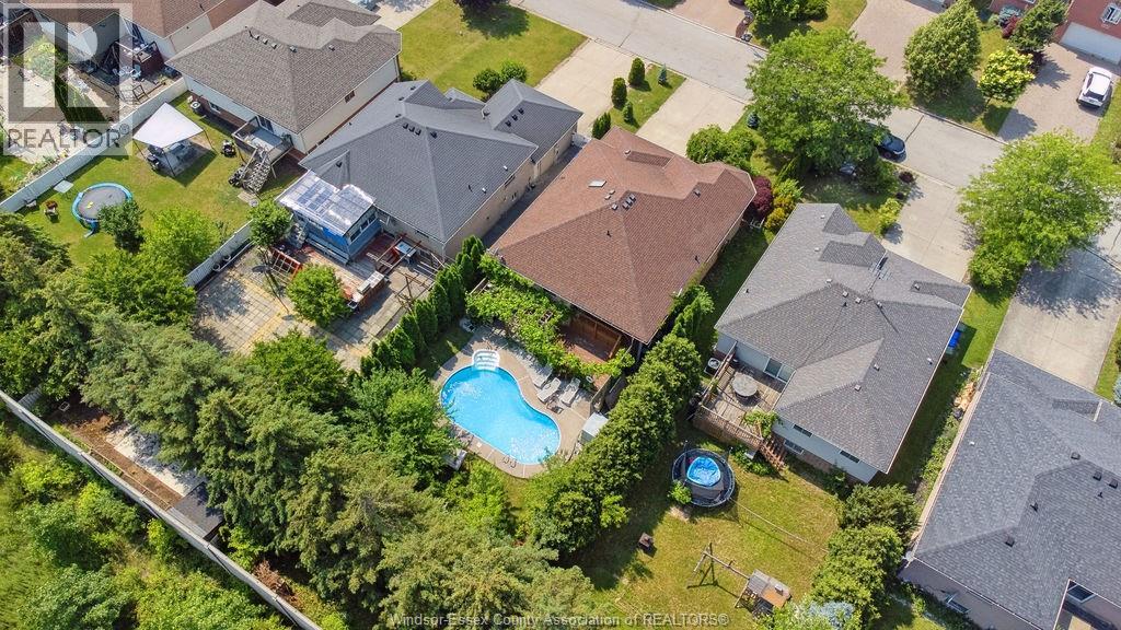 1544 Imperial Crescent, Windsor, Ontario N9G 2T8 - Photo 30 - 26018874
