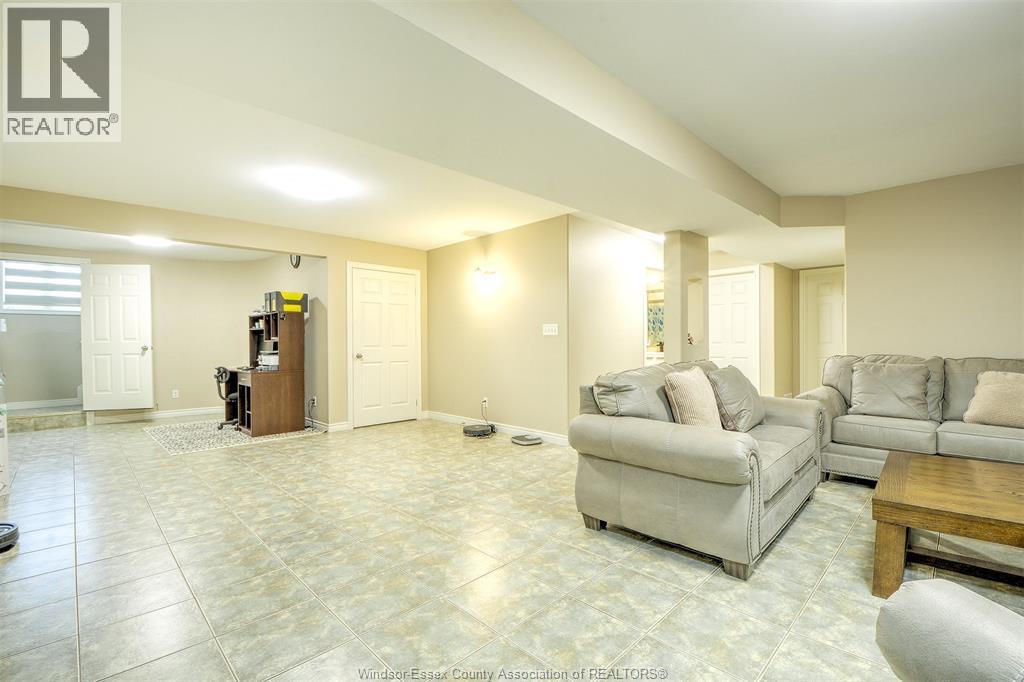 160 Branton Crescent, Tecumseh, Ontario  N9K 1E6 - Photo 19 - 26018844