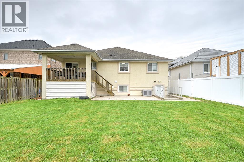 160 Branton Crescent, Tecumseh, Ontario  N9K 1E6 - Photo 29 - 26018844