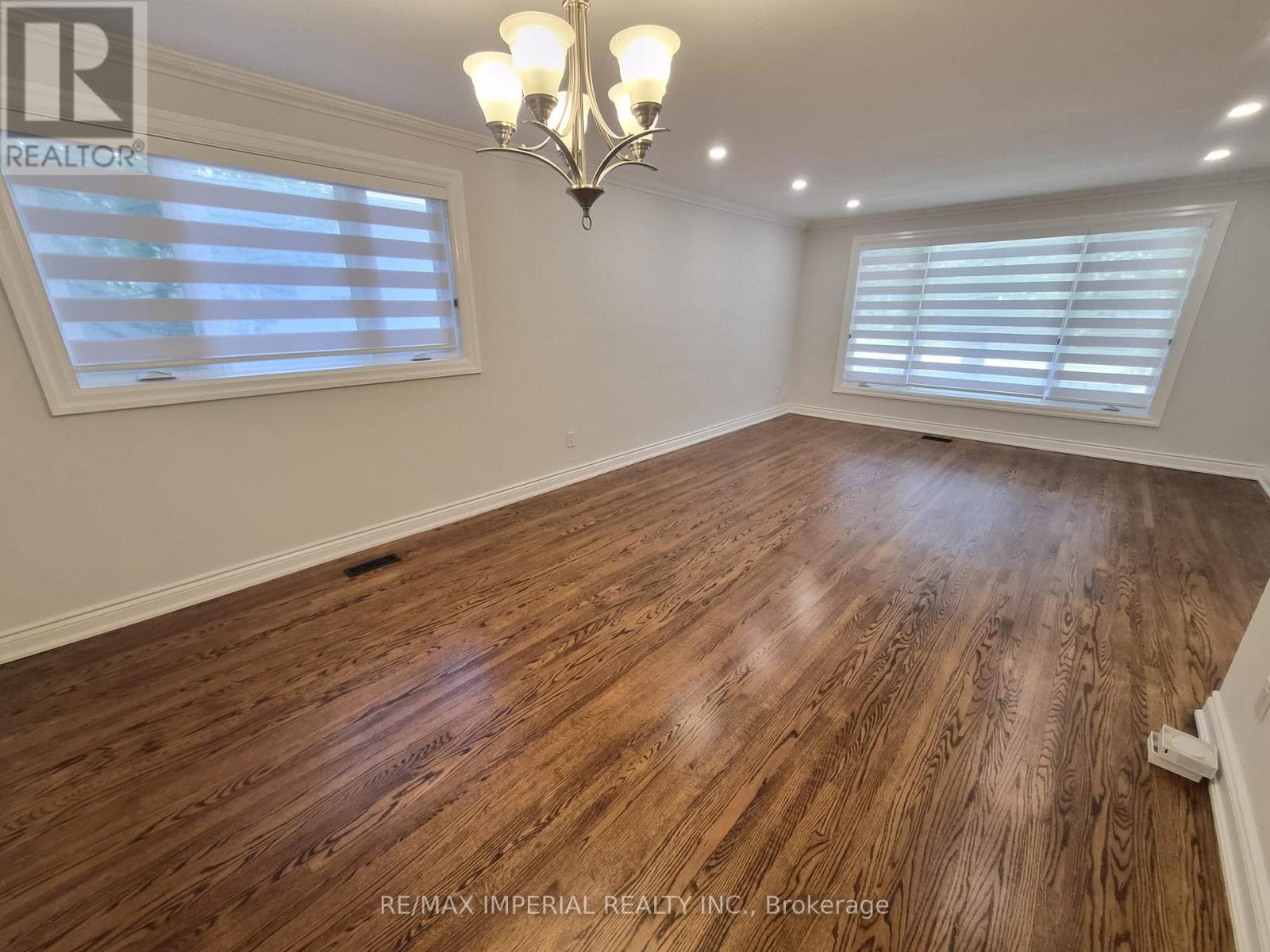 8 Multiflora Place, Markham, Ontario L3T 2W5 - Photo 17 - N13638076