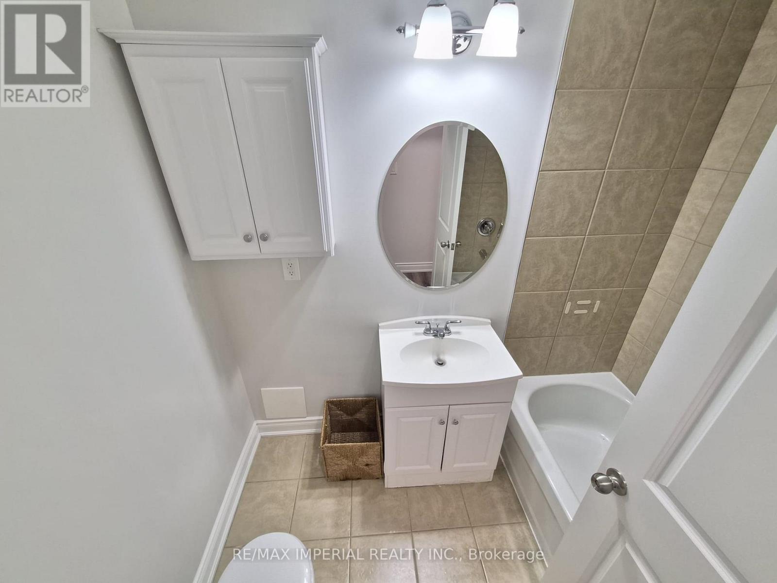 8 Multiflora Place, Markham, Ontario L3T 2W5 - Photo 20 - N13638076