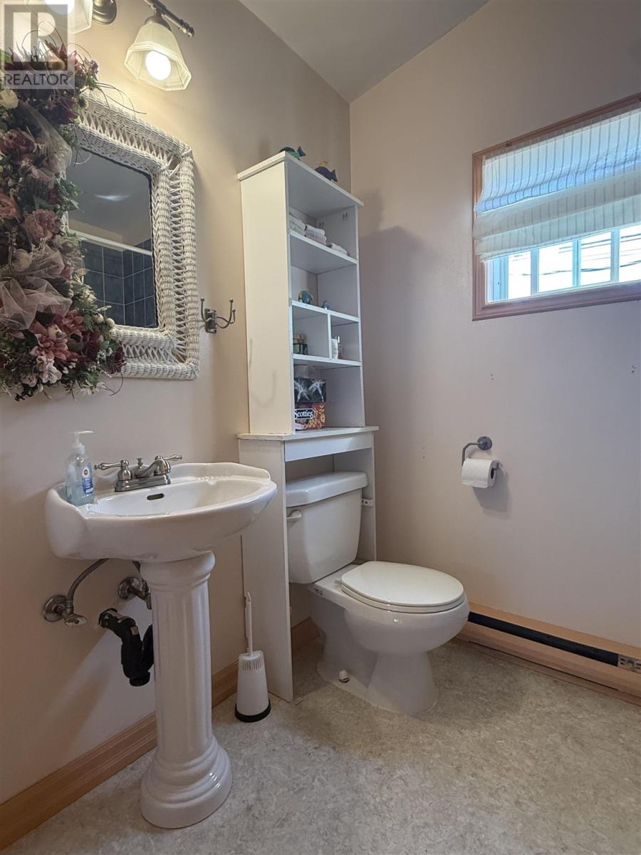 83 Hutchison Ave, Elliot Lake, Ontario  P5A 1W7 - Photo 42 - SM262001