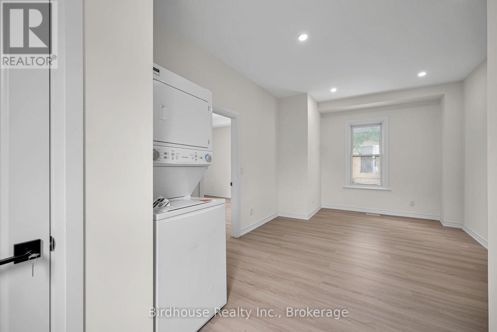 108 Lindsay Street S, Kawartha Lakes, Ontario  K9V 2M6 - Photo 6 - X13635818
