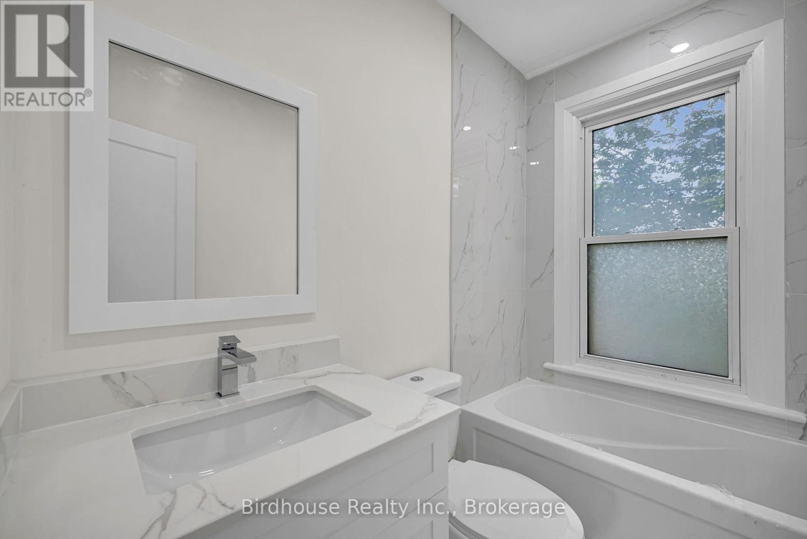 Unit#c - 108 Lindsay Street S, Kawartha Lakes, Ontario  K9V 2M6 - Photo 5 - X13635826