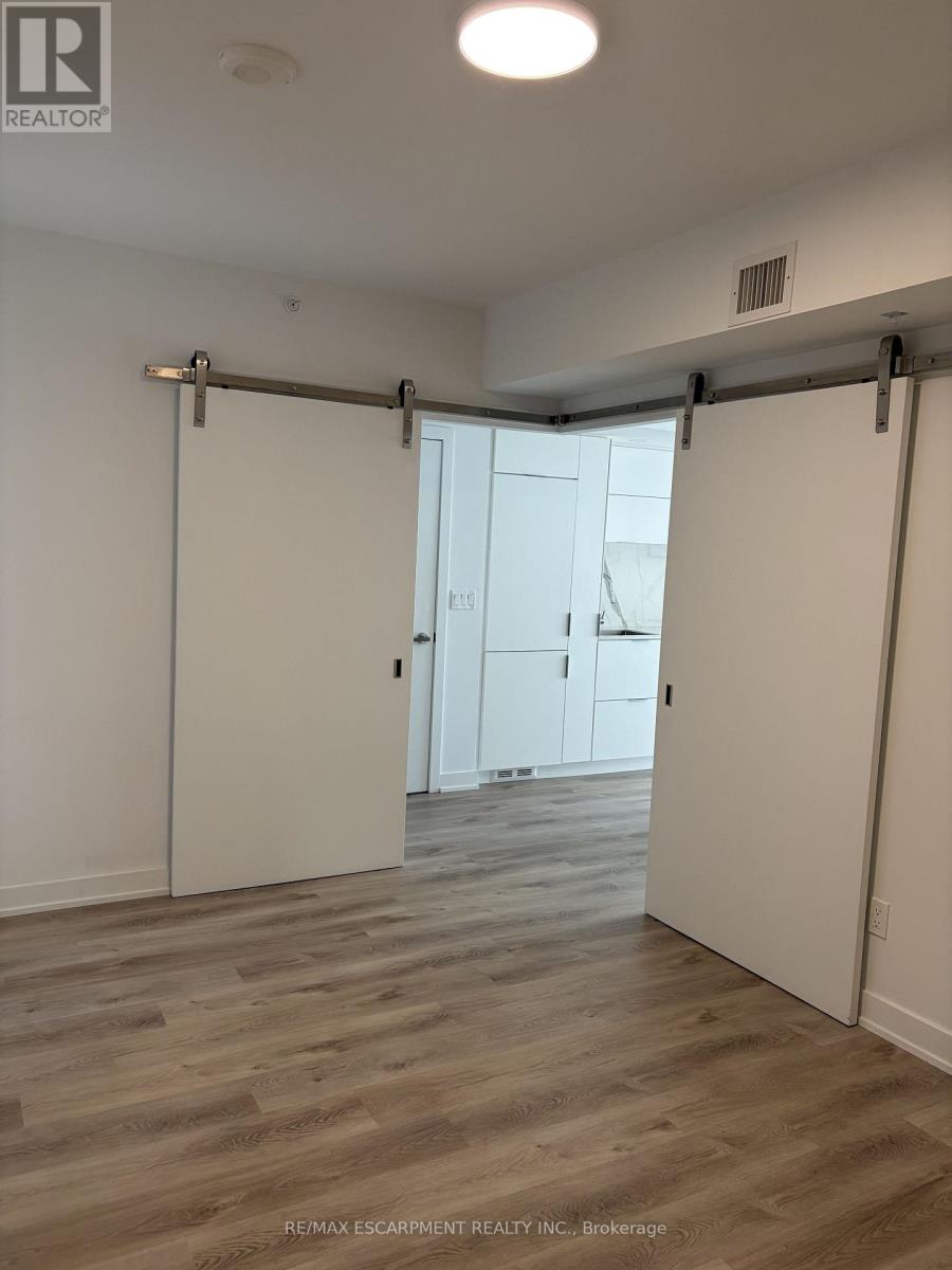 309 - 370 Martha Street, Burlington, Ontario  L7R 0G9 - Photo 13 - W13596752