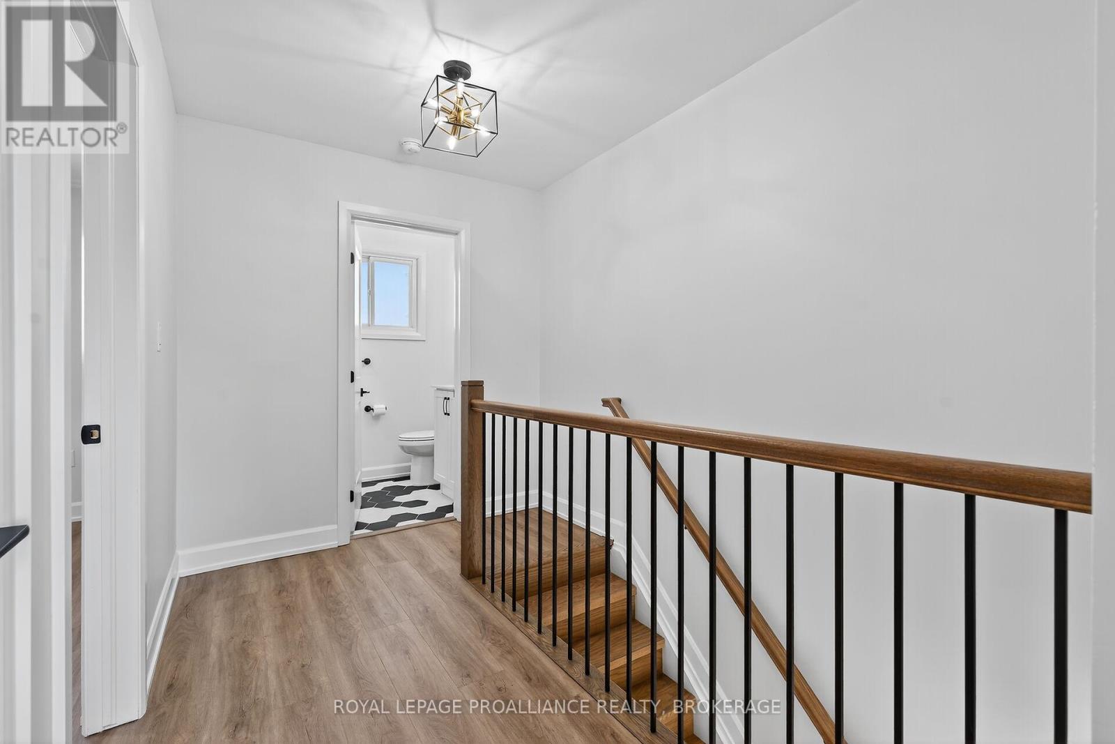 957 Oakview Avenue, Kingston, Ontario K7M 6W9 - Photo 23 - X13638558