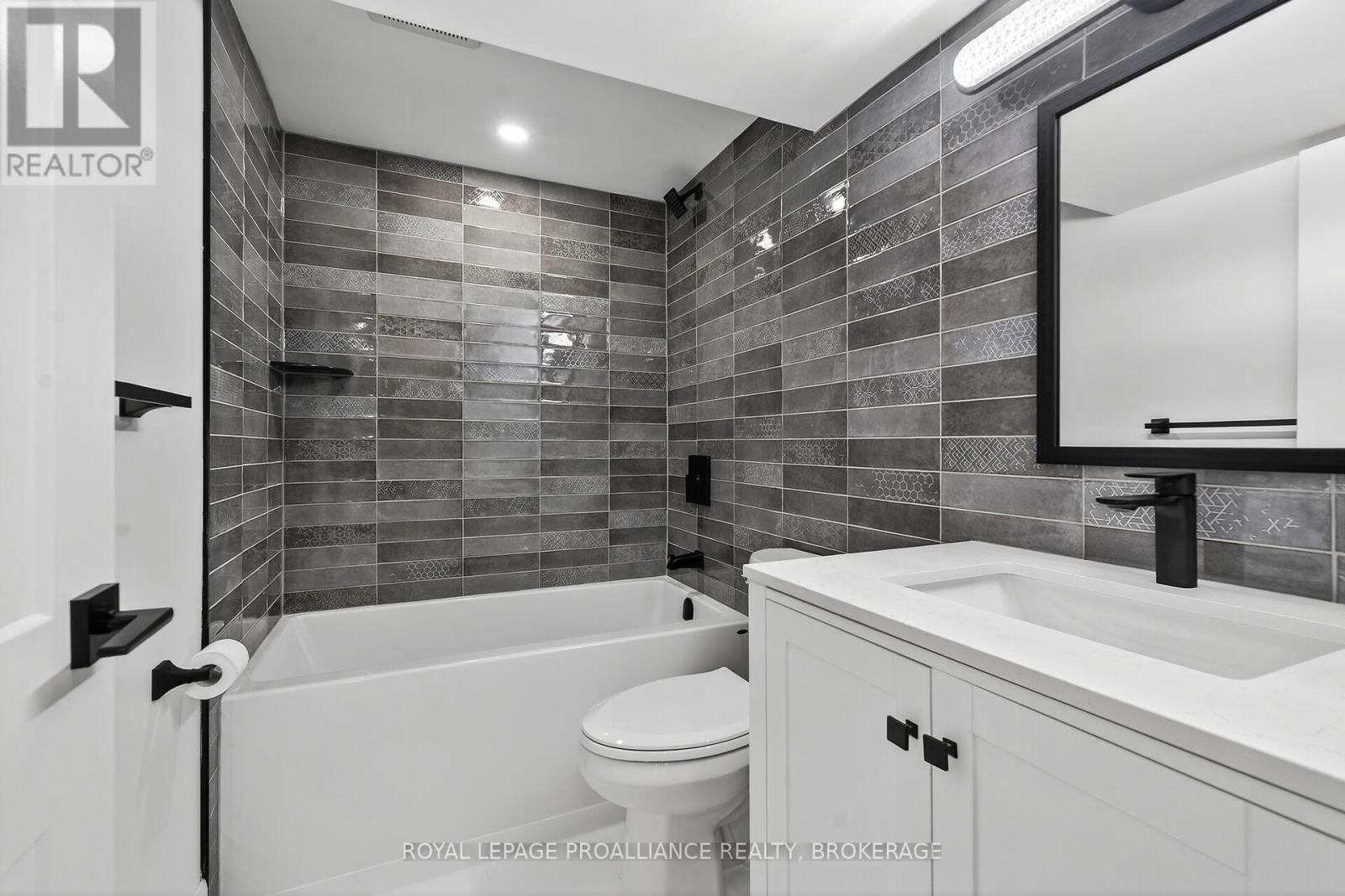 957 Oakview Avenue, Kingston, Ontario K7M 6W9 - Photo 27 - X13638558