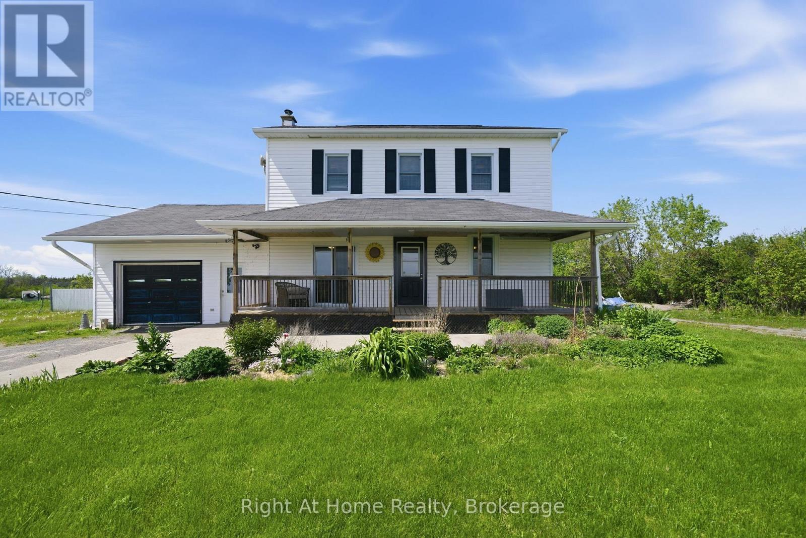 660 COUNTY RD 19 ROAD, Prince Edward County, Ontario