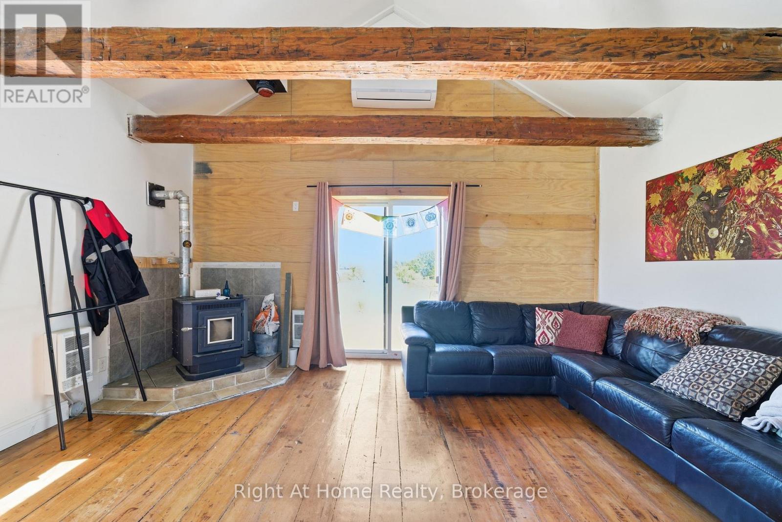 660 County Rd 19 Road, Prince Edward County, Ontario  K0K 1T0 - Photo 17 - X13638630
