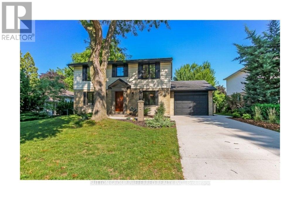 54 LLOYD MANOR CRESCENT, London North, Ontario