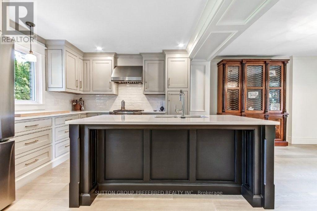 54 Lloyd Manor Crescent, London North, Ontario  N6H 3Z3 - Photo 11 - X13638694