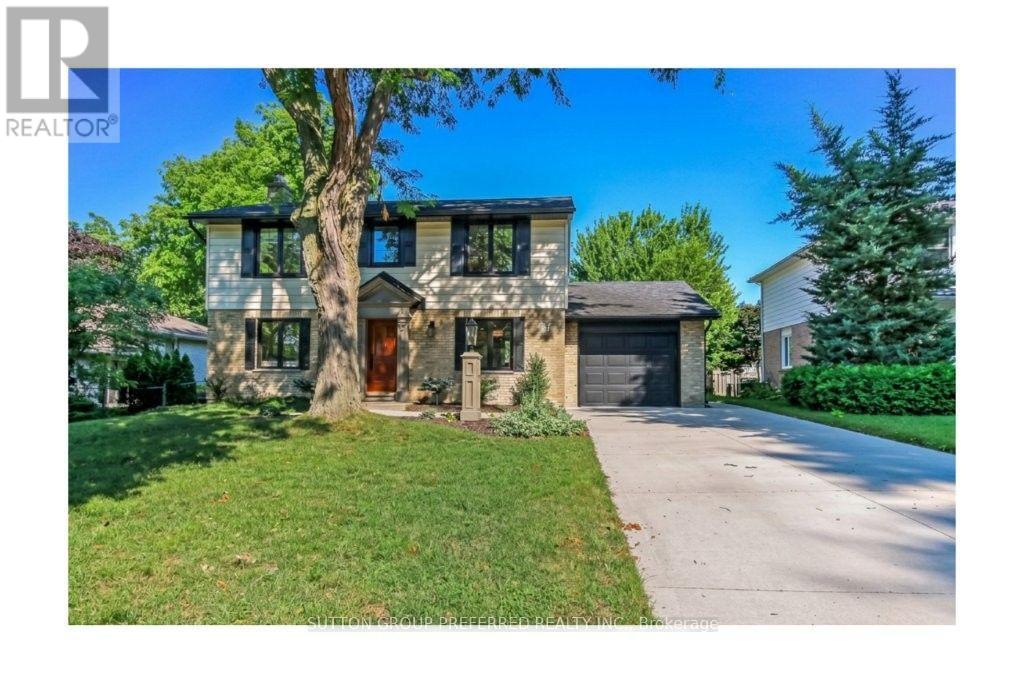 54 Lloyd Manor Crescent, London North, Ontario  N6H 3Z3 - Photo 2 - X13638694