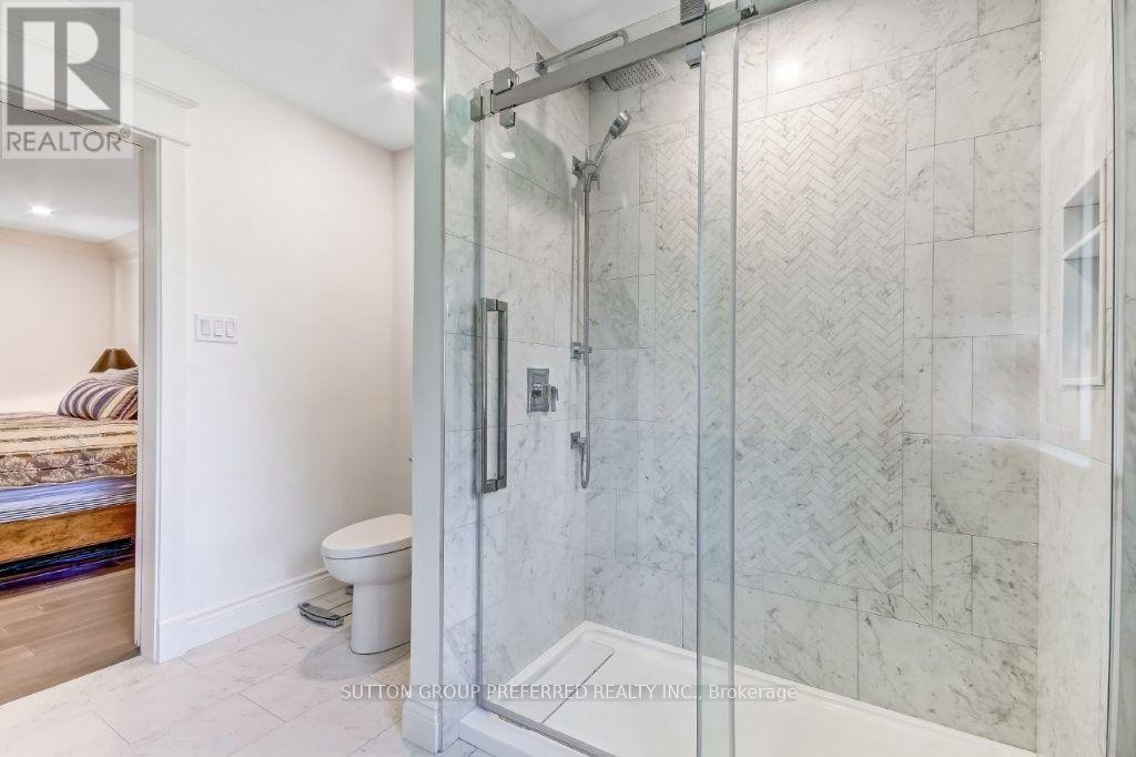 54 Lloyd Manor Crescent, London North, Ontario  N6H 3Z3 - Photo 24 - X13638694