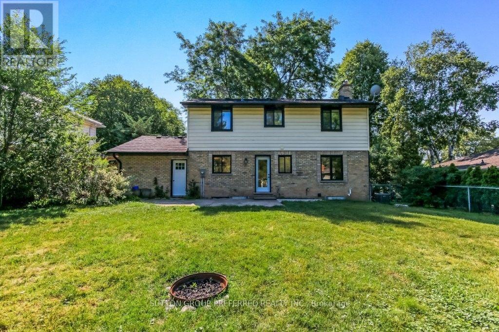 54 Lloyd Manor Crescent, London North, Ontario  N6H 3Z3 - Photo 31 - X13638694