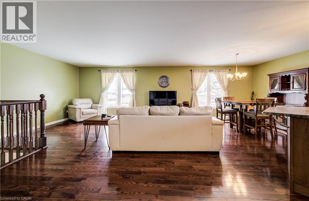 460 King Street E, Mount Forest, Ontario  N0G 2L2 - Photo 12 - 40788744