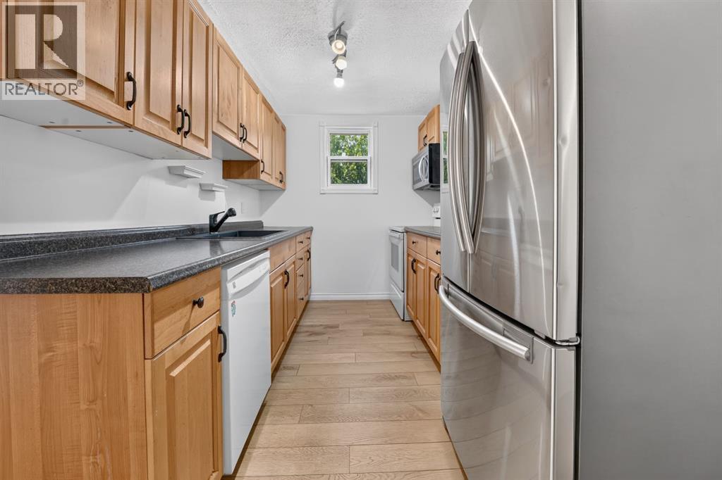 233 4 Street, Stirling, Alberta  T0K 2E0 - Photo 8 - A2333150
