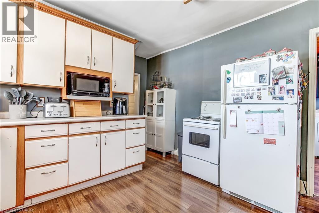 13 Second Avenue E, Simcoe, Ontario  N3Y 2N8 - Photo 12 - 40801000