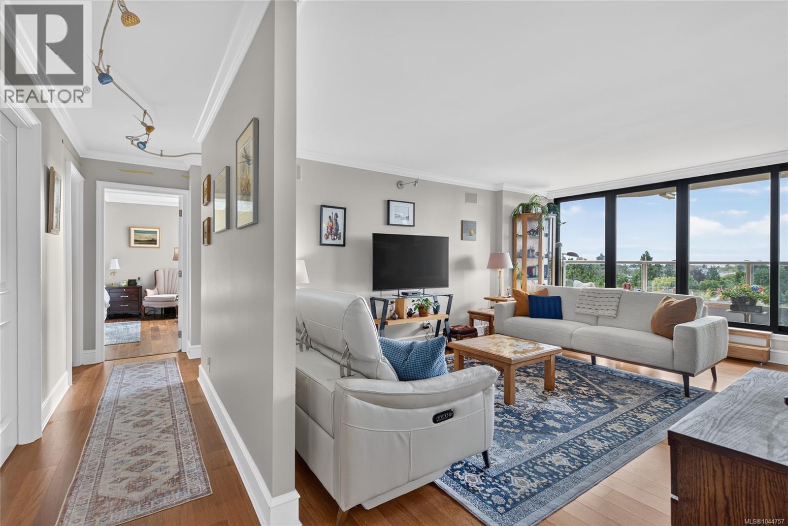 710 225 Belleville St, Victoria, British Columbia  V8V 4T9 - Photo 4 - 1044757