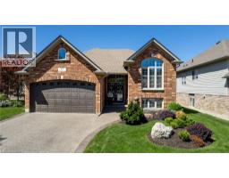 47 DEERPARK Avenue, Brantford, Ontario