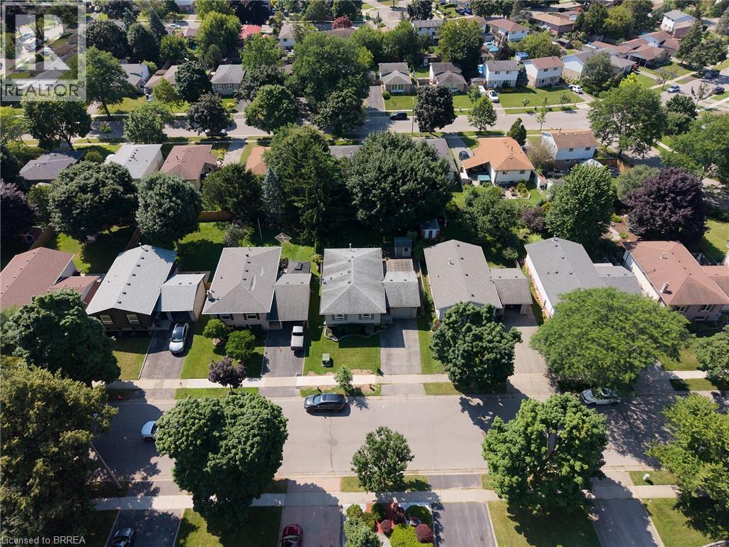 27 Myrtleville Drive, Brantford, Ontario  N3V 1B9 - Photo 33 - 40852680