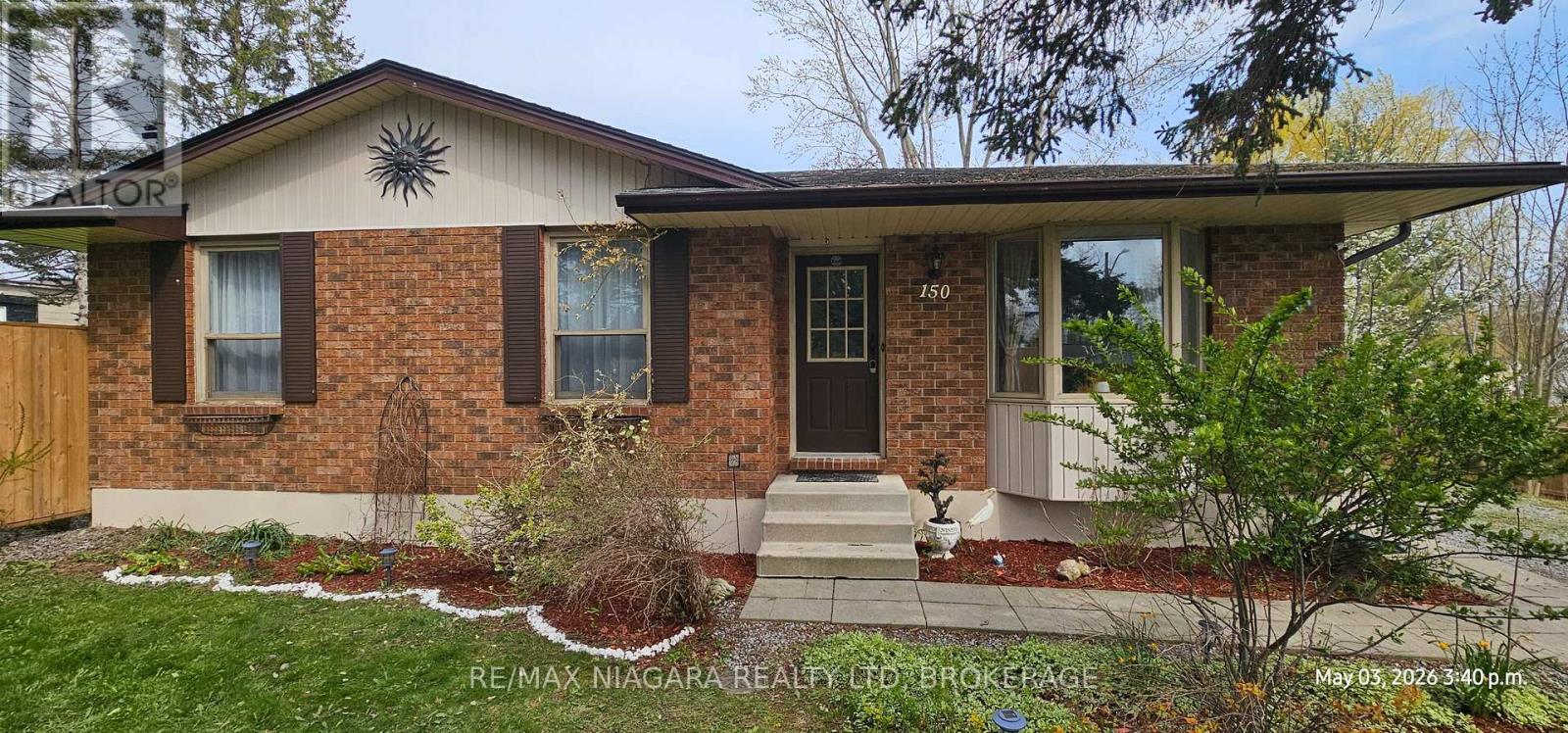 150 Elmwood Avenue, Fort Erie, Ontario  L0S 1B0 - Photo 3 - X13638506