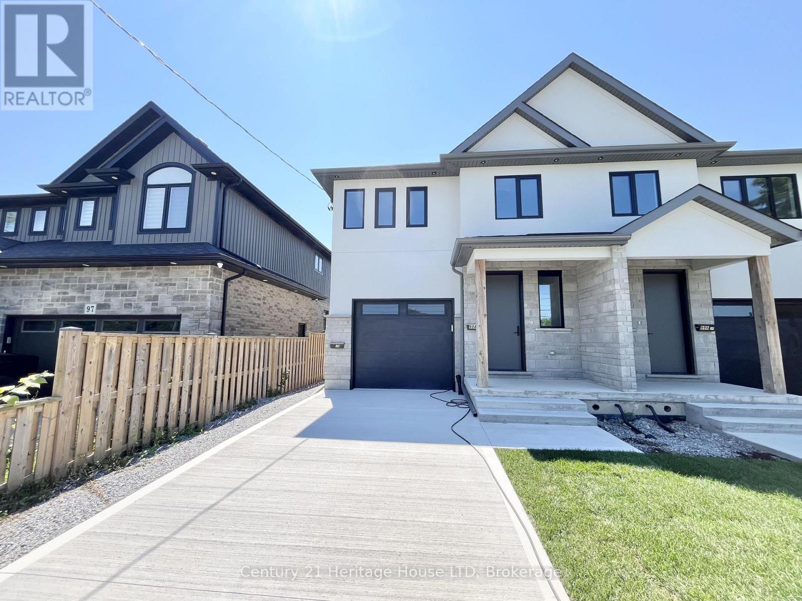 99a Moffatt Street, St. Catharines, Ontario  L2P 2L6 - Photo 2 - X13638648