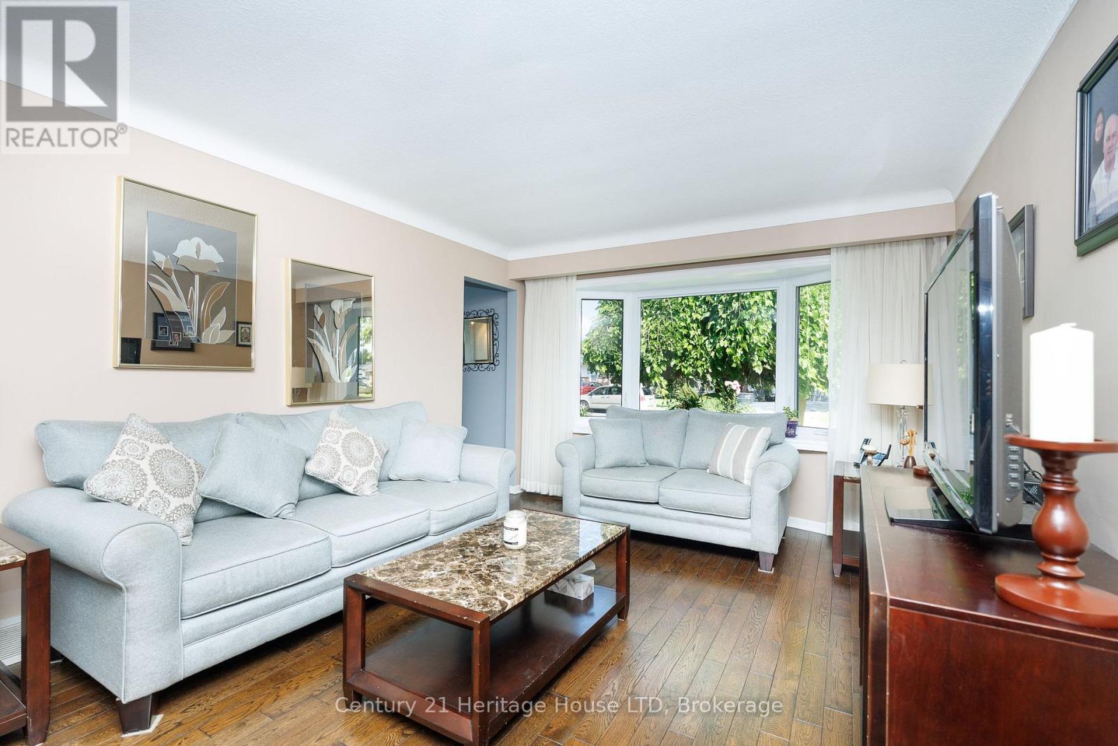 8086 Paddock Trail Drive, Niagara Falls, Ontario  L2H 1X3 - Photo 14 - X13638760