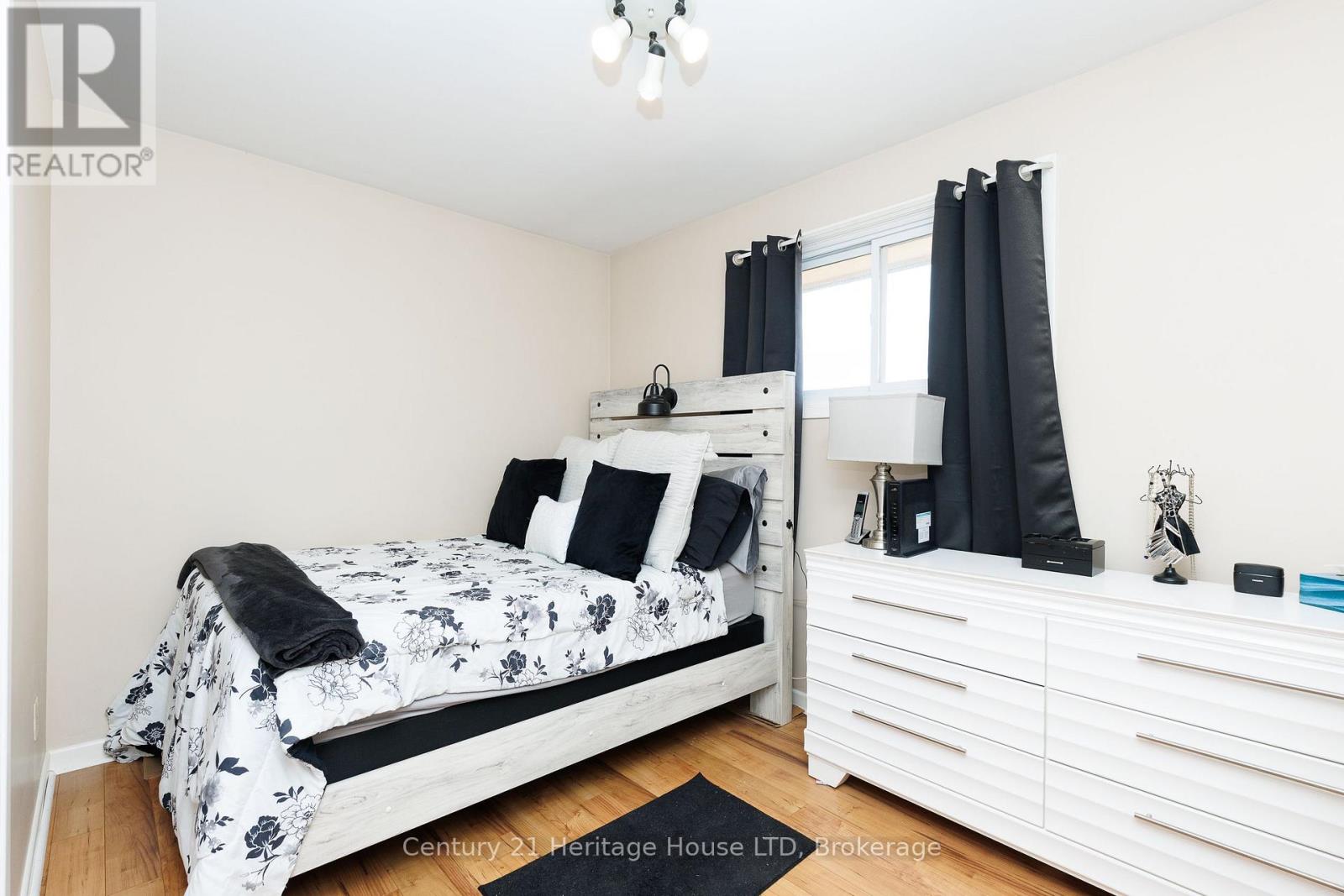 8086 Paddock Trail Drive, Niagara Falls, Ontario  L2H 1X3 - Photo 18 - X13638760