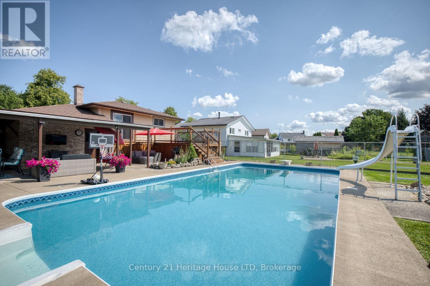 8086 Paddock Trail Drive, Niagara Falls, Ontario  L2H 1X3 - Photo 32 - X13638760