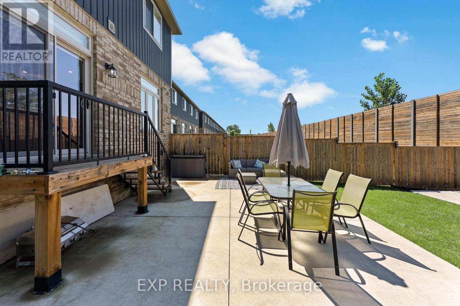 27 Corbin Street, St. Catharines, Ontario  L2P 0E8 - Photo 35 - X13638840