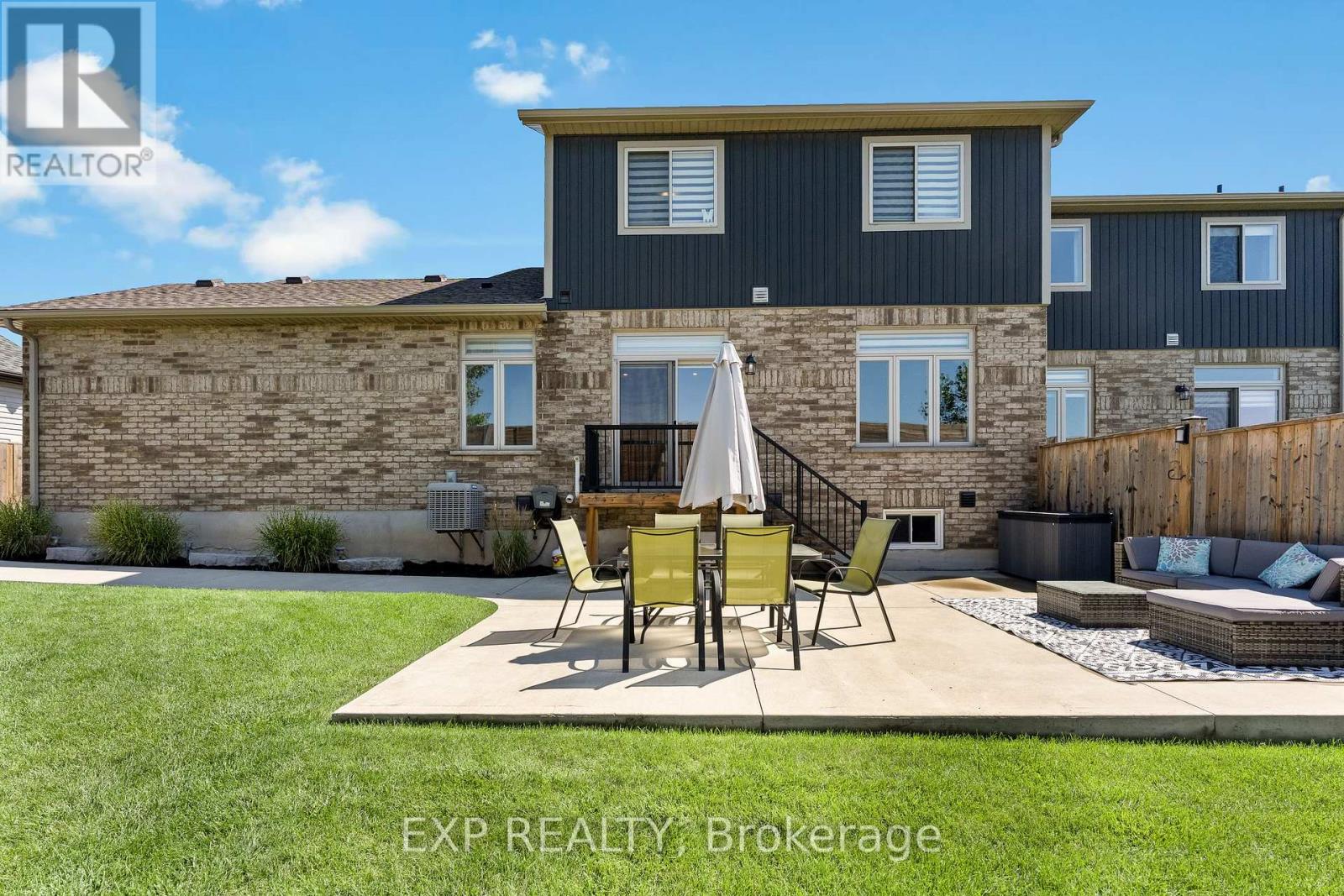 27 Corbin Street, St. Catharines, Ontario  L2P 0E8 - Photo 36 - X13638840
