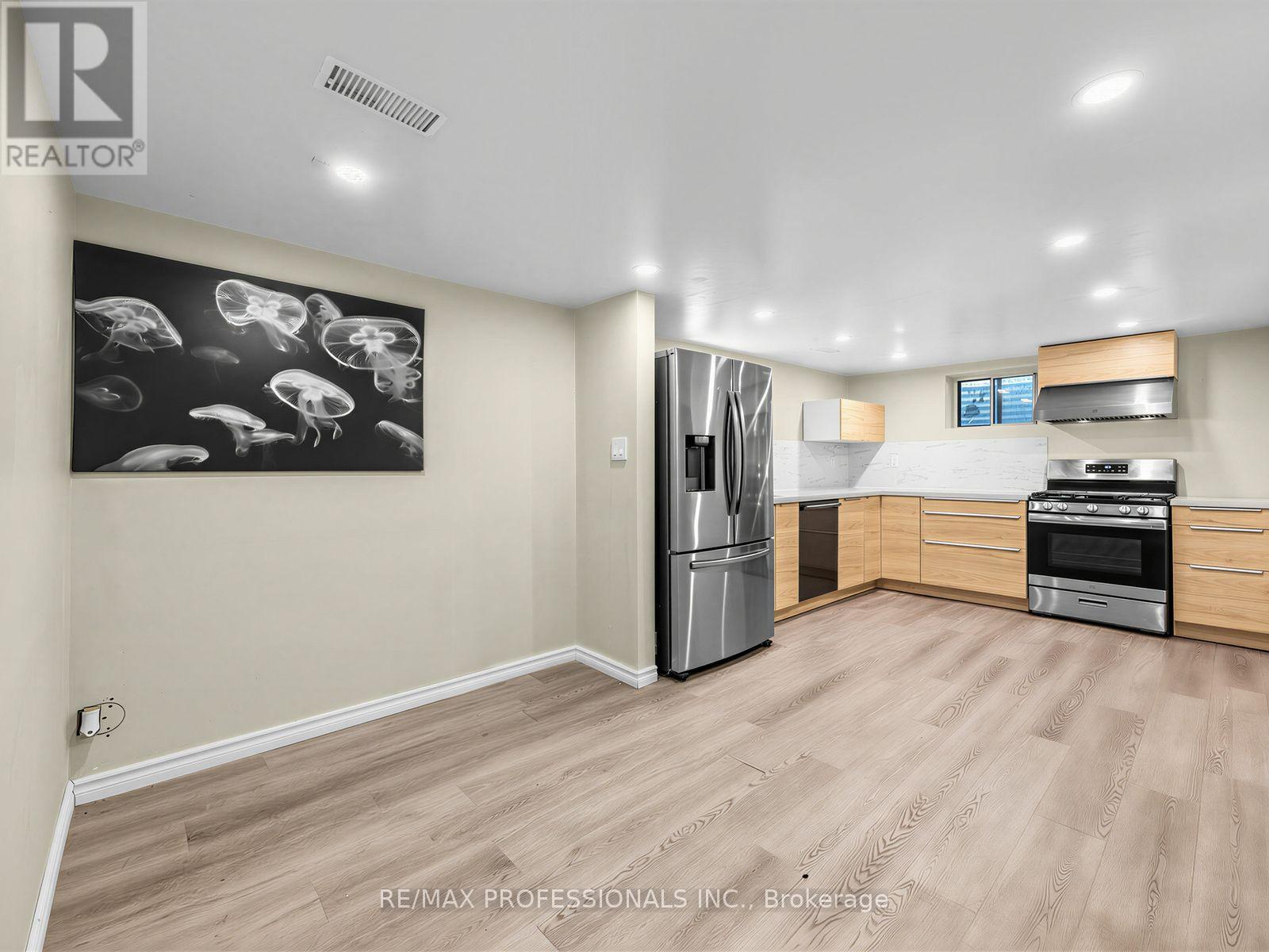 76 Macdonald Street, Toronto, Ontario  M8V 1Y4 - Photo 23 - W13514400