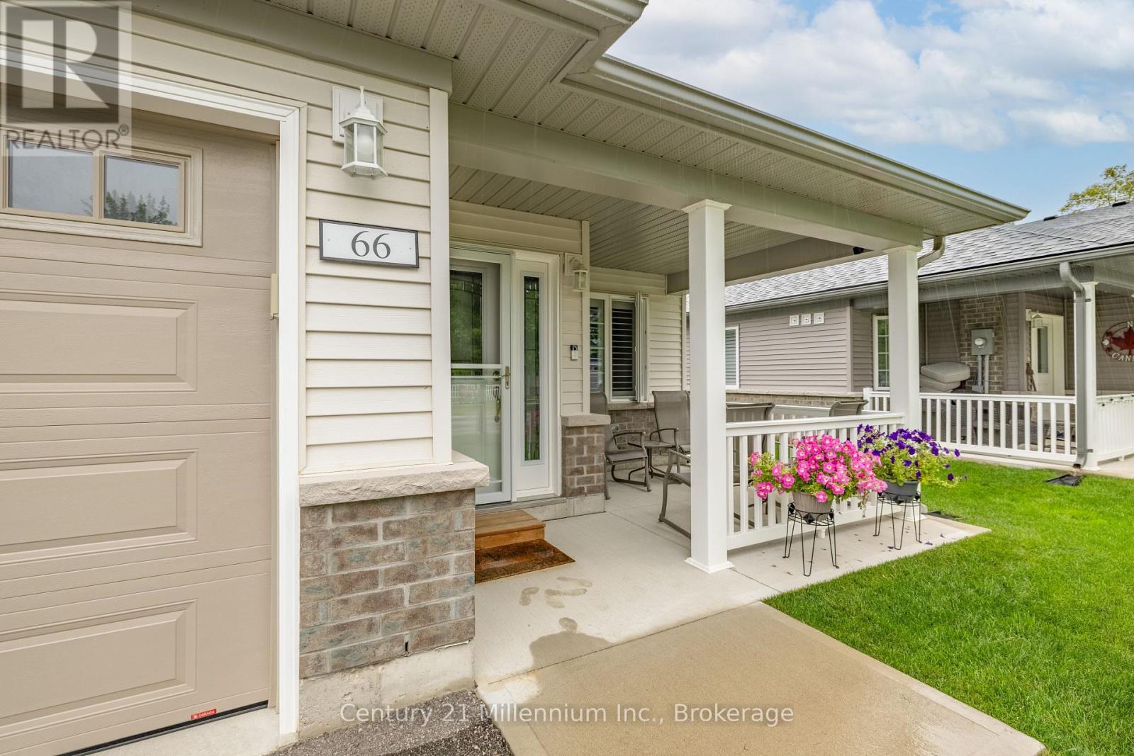 66 Ivy Crescent, Wasaga Beach, Ontario  L9Z 0H8 - Photo 3 - S13638580