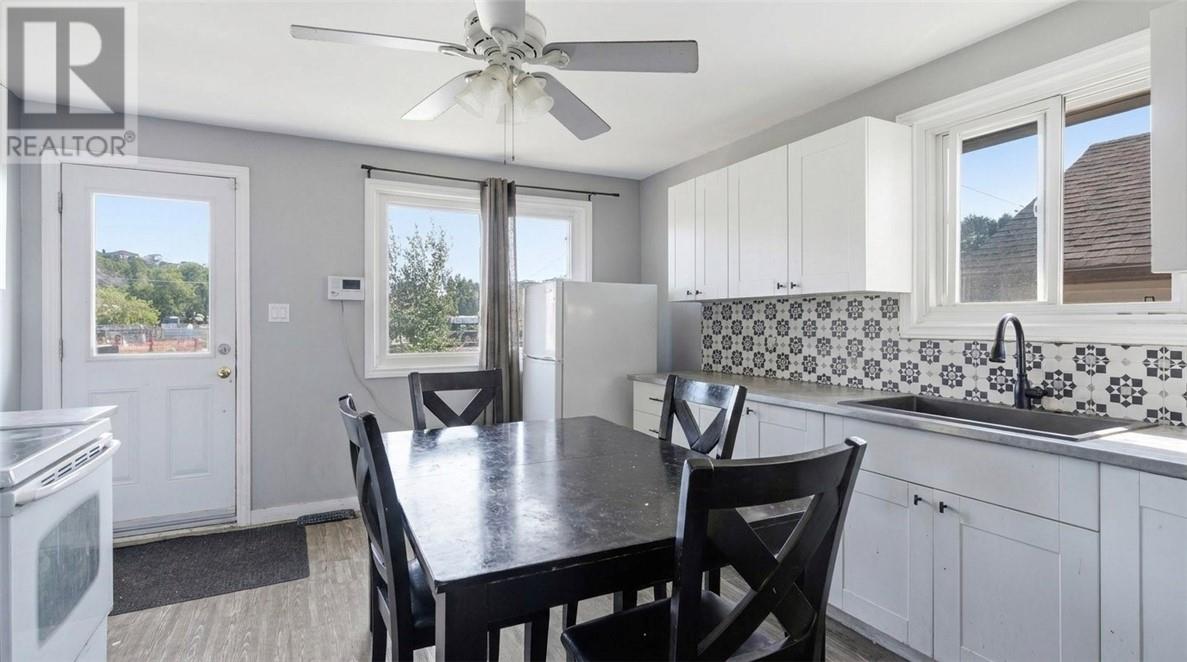398 Bond Street, Sudbury, Ontario  P3B 2K2 - Photo 3 - 2129616