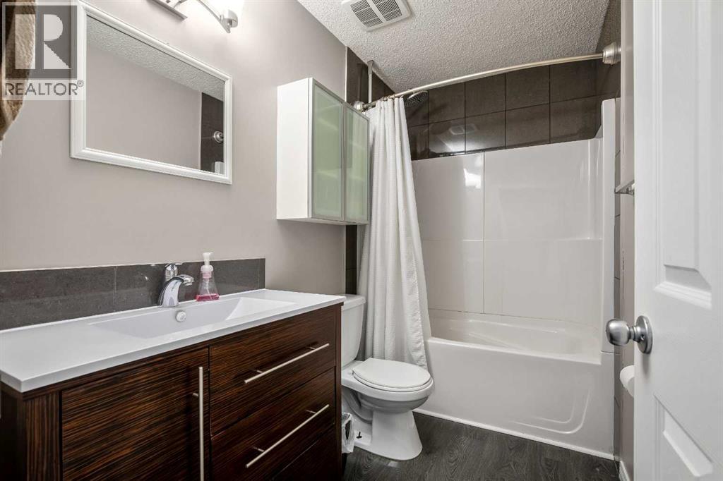 313 4 Street SW, Diamond Valley, Alberta  T0L 0H0 - Photo 13 - A2327744