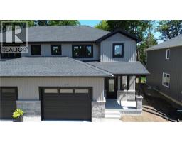 10 ROBERTS Street, Seaforth, Ontario