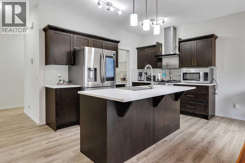262 Hillcrest Heights SW, Airdrie, Alberta  T4B 3Z2 - Photo 12 - A2328331